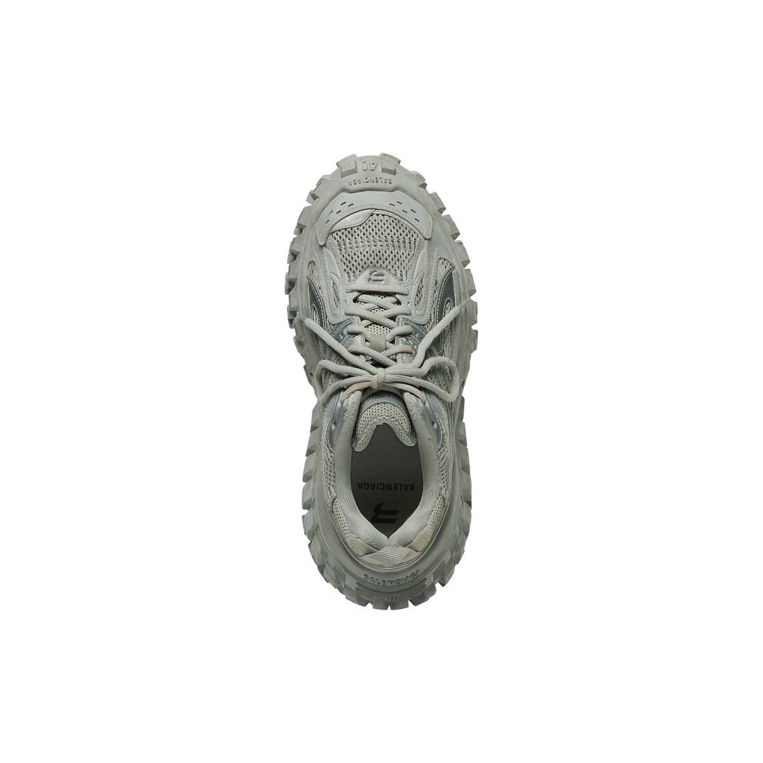 Women's Defender Sneaker in Grey - 6