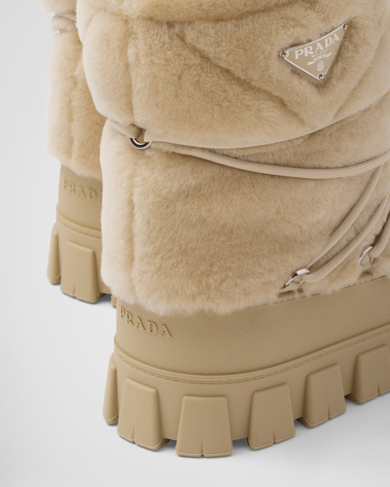 Shearling apres-ski boots 6