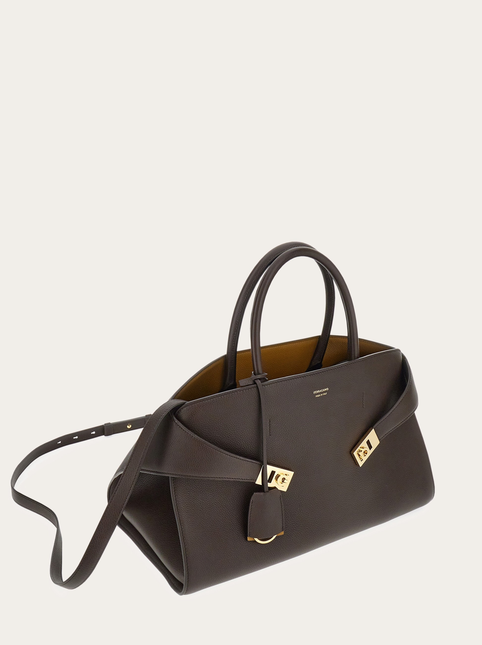 Hug bicolor handbag (M) - 7