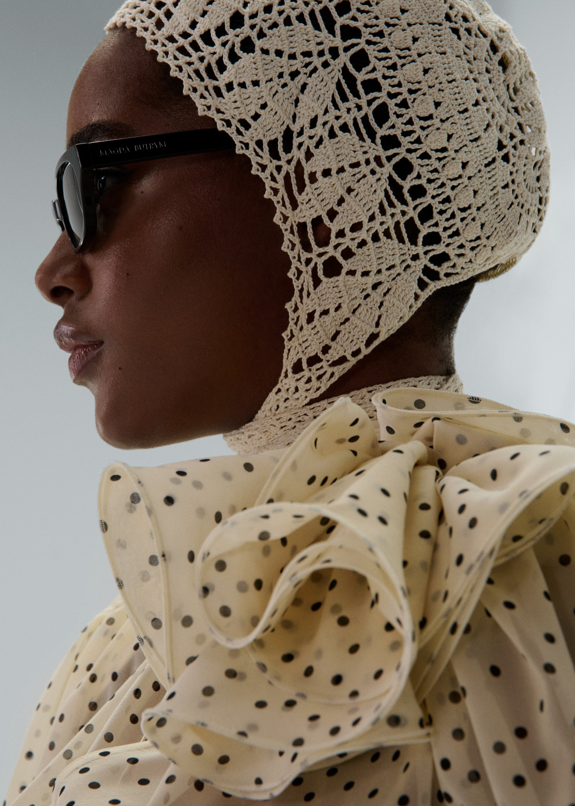 Crochet bonnet in cream - 4