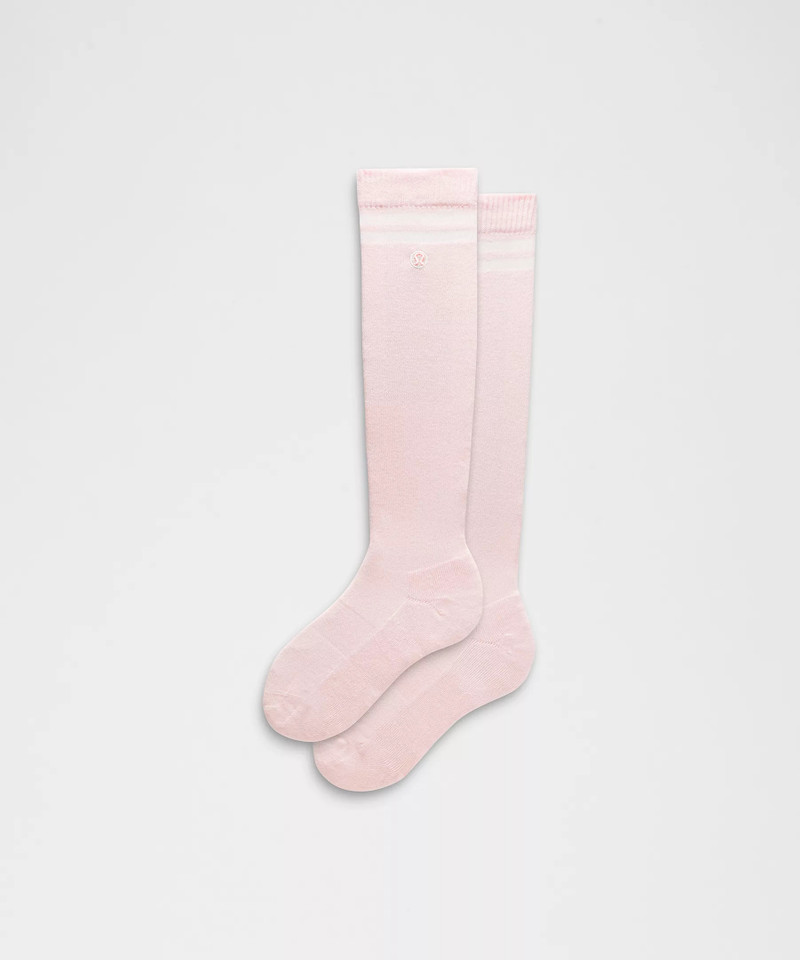 Unisex Daily Essential Knee-High Socks *Stripe 1