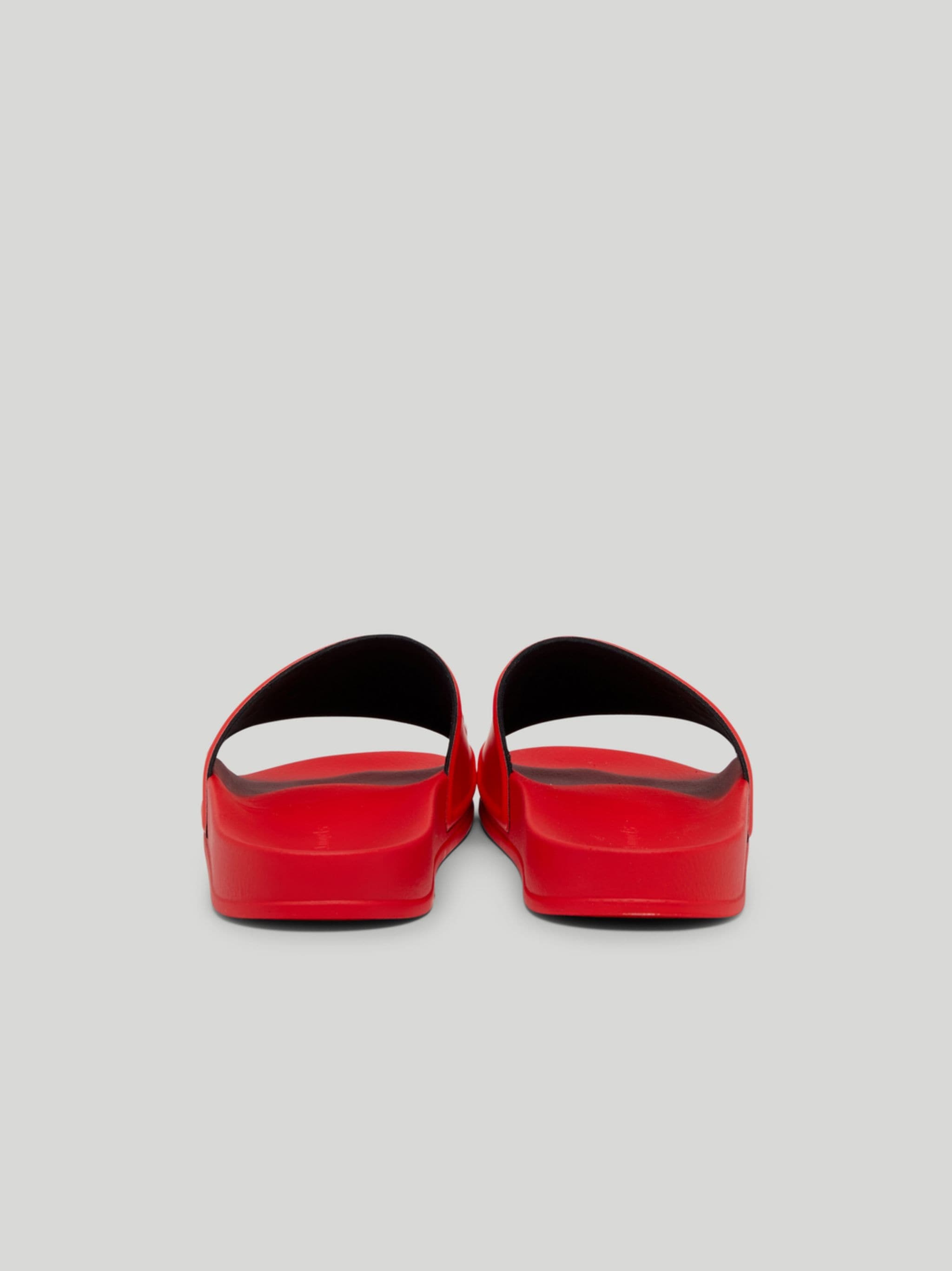 RED POOL SLIDERS - 3