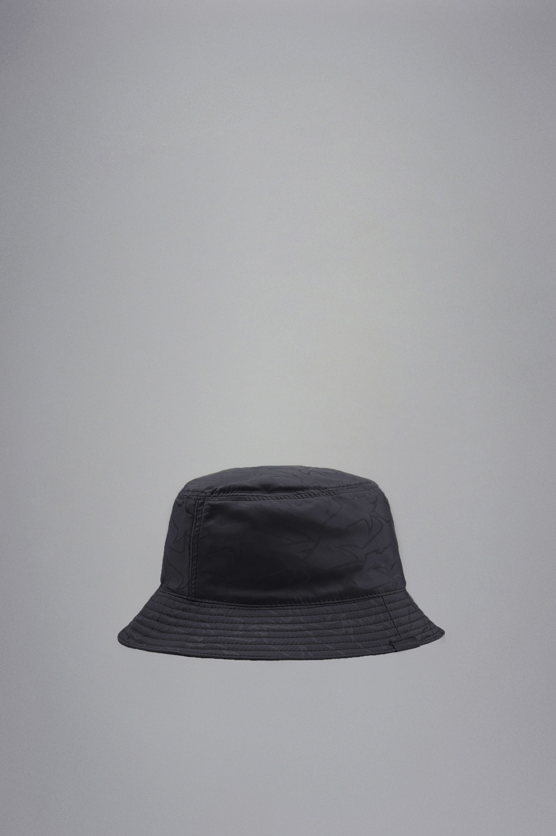 SHARKS MOTIF BUCKET - 2