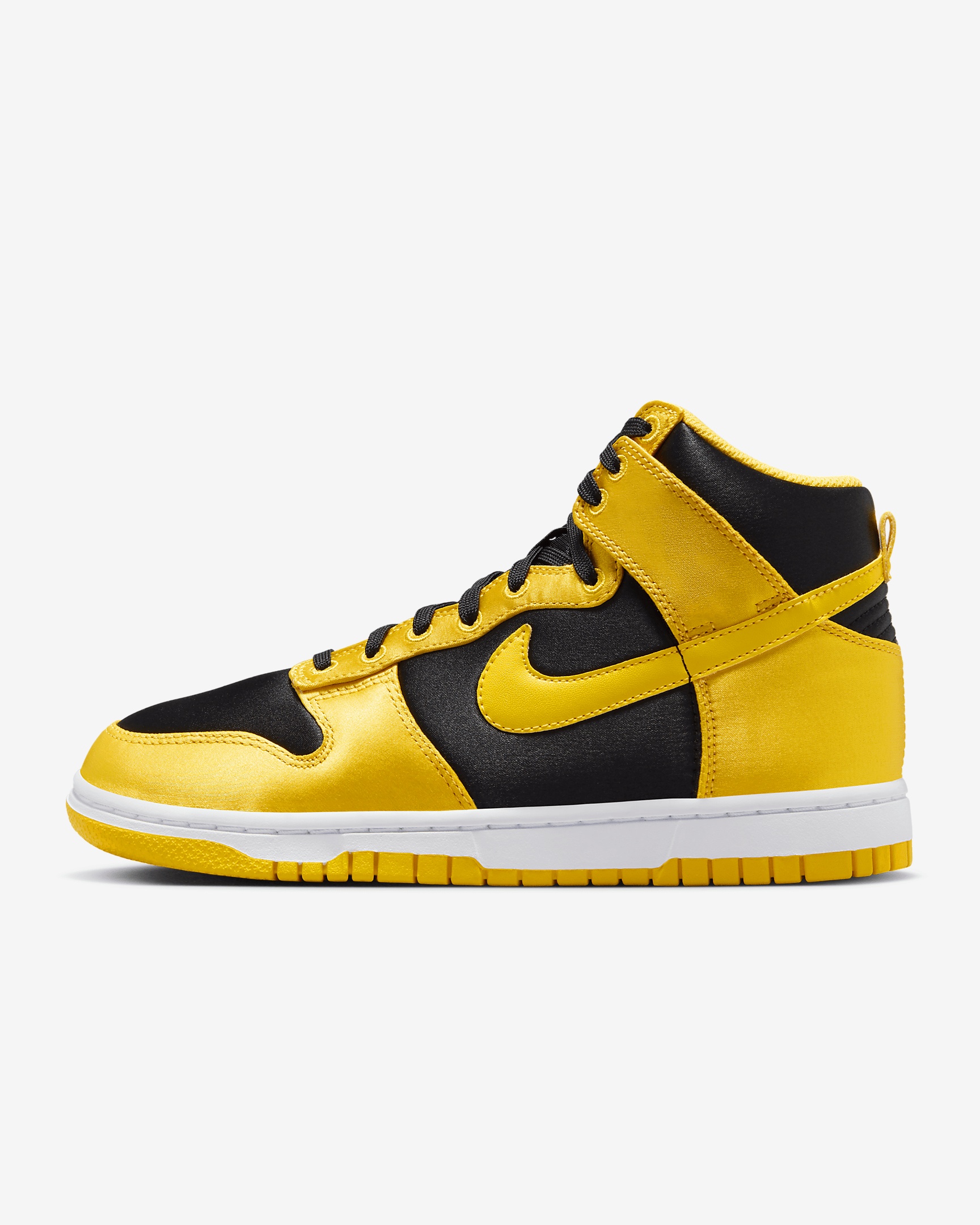 Nike Women's Dunk High Shoes - 1