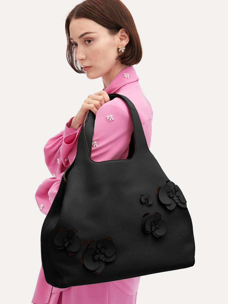 Oscar de la Renta THE TOPAZ outlook