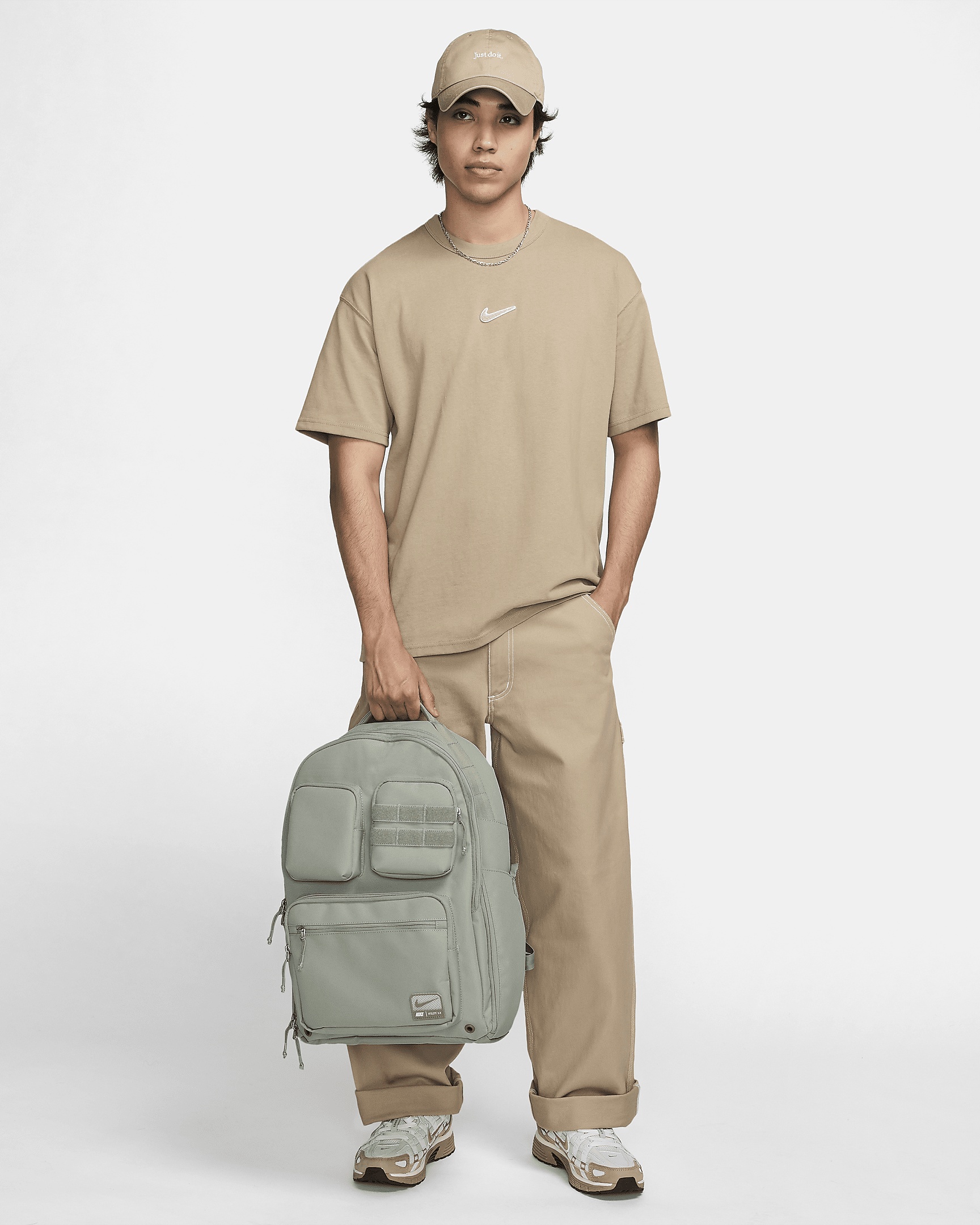 【NIKE】Utility Powerミリタリースポーツバッグ Nike Utility Power 2.0 Duffel Bag (Small, 31 L). Nike.com