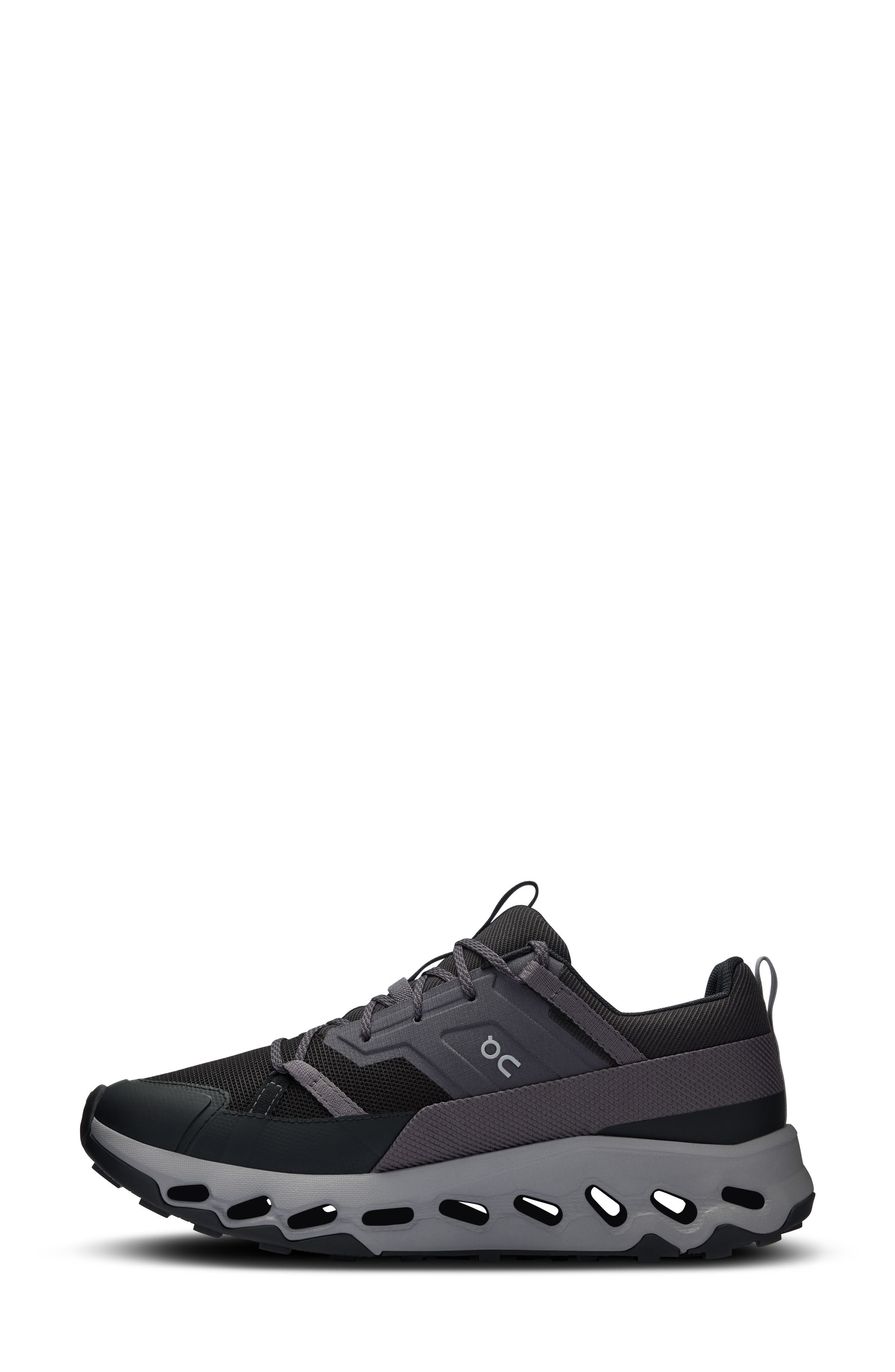 Cloudhorizon Hiking Shoe in Black/Alloy at Nordstrom - 6