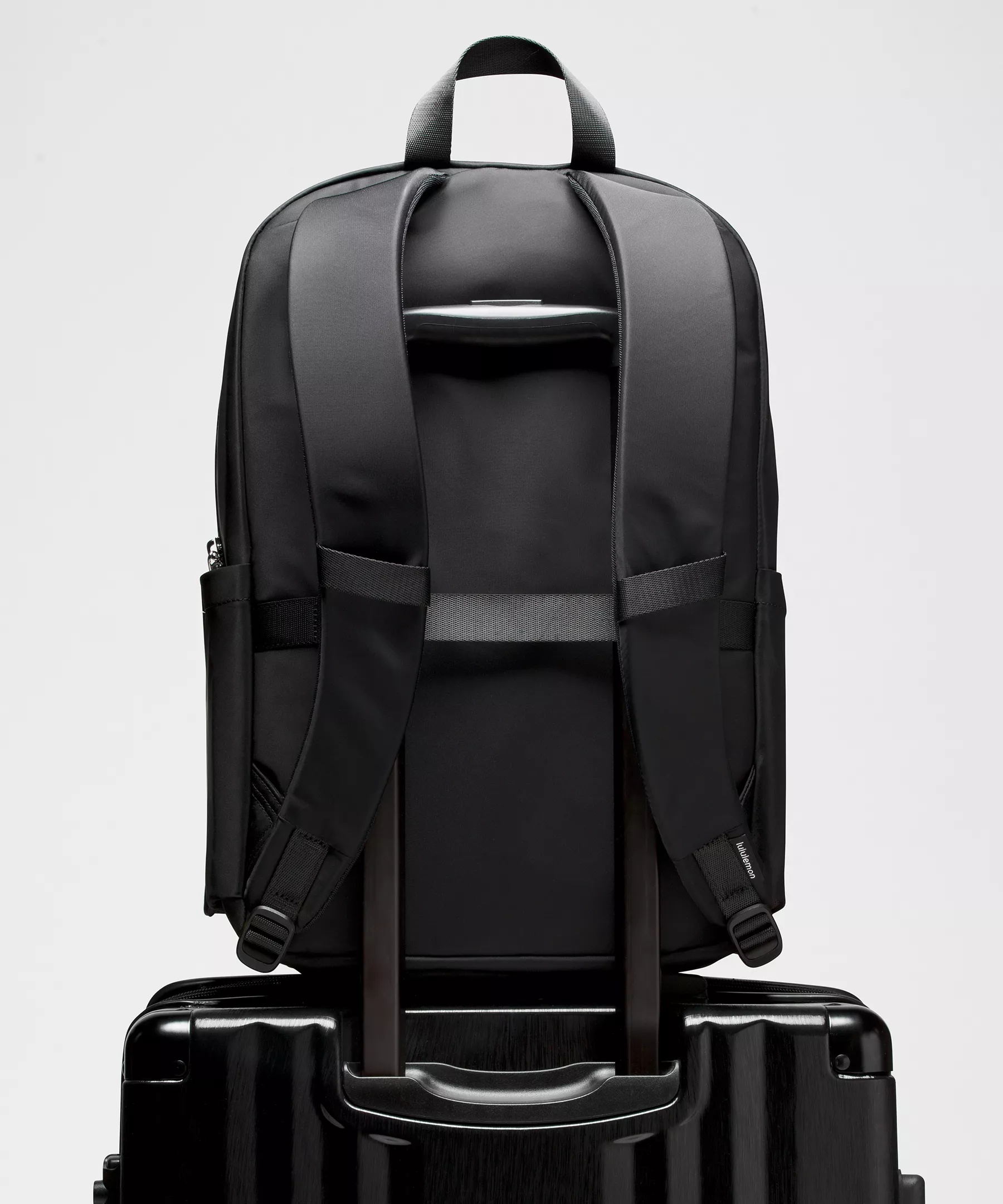 Everywhere Backpack 22L *Metal Hardware - 7