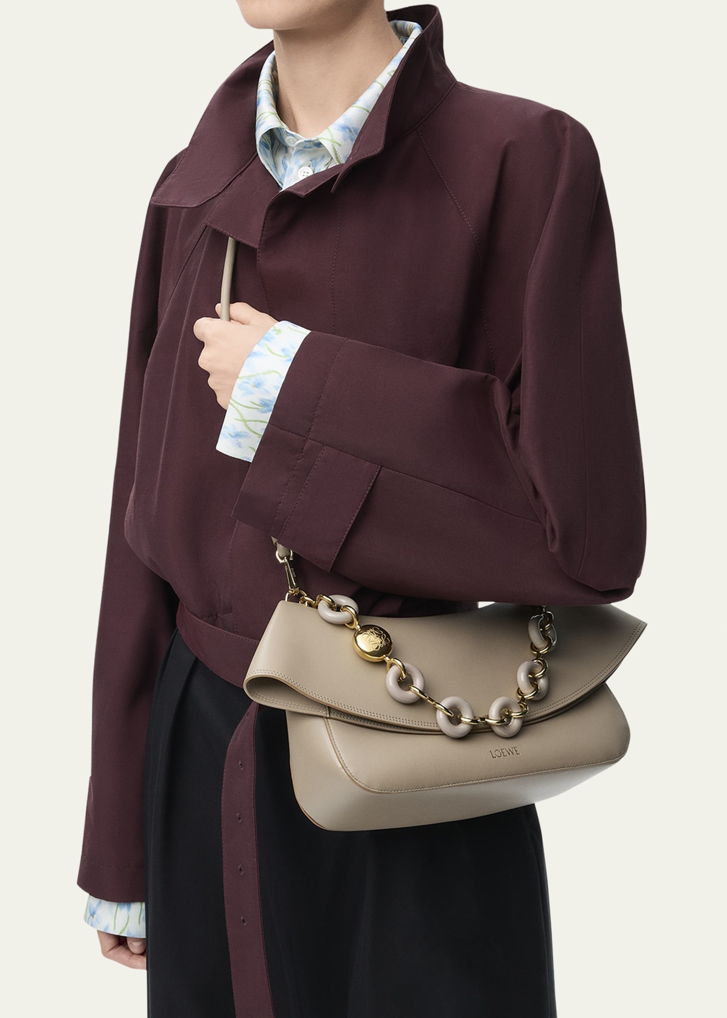 Ola Medium Shoulder Bag in Calfskin Leather - 6