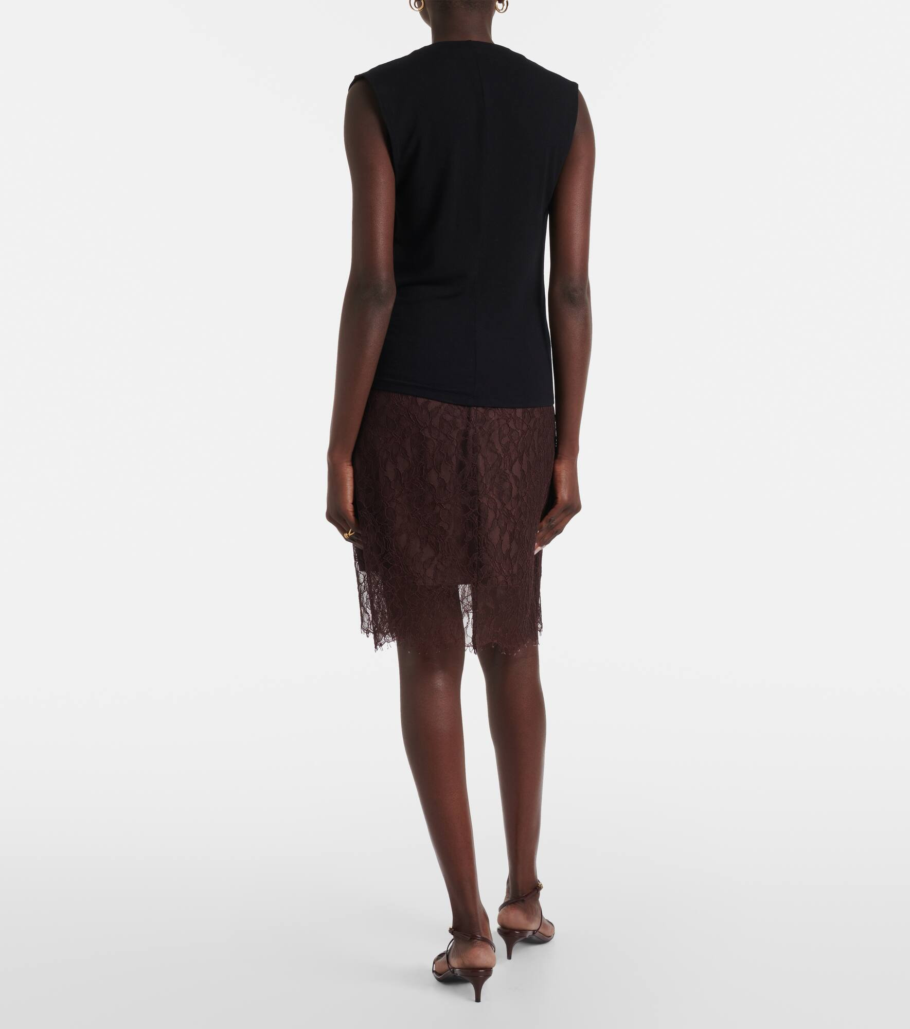 Sleeveless top - 3