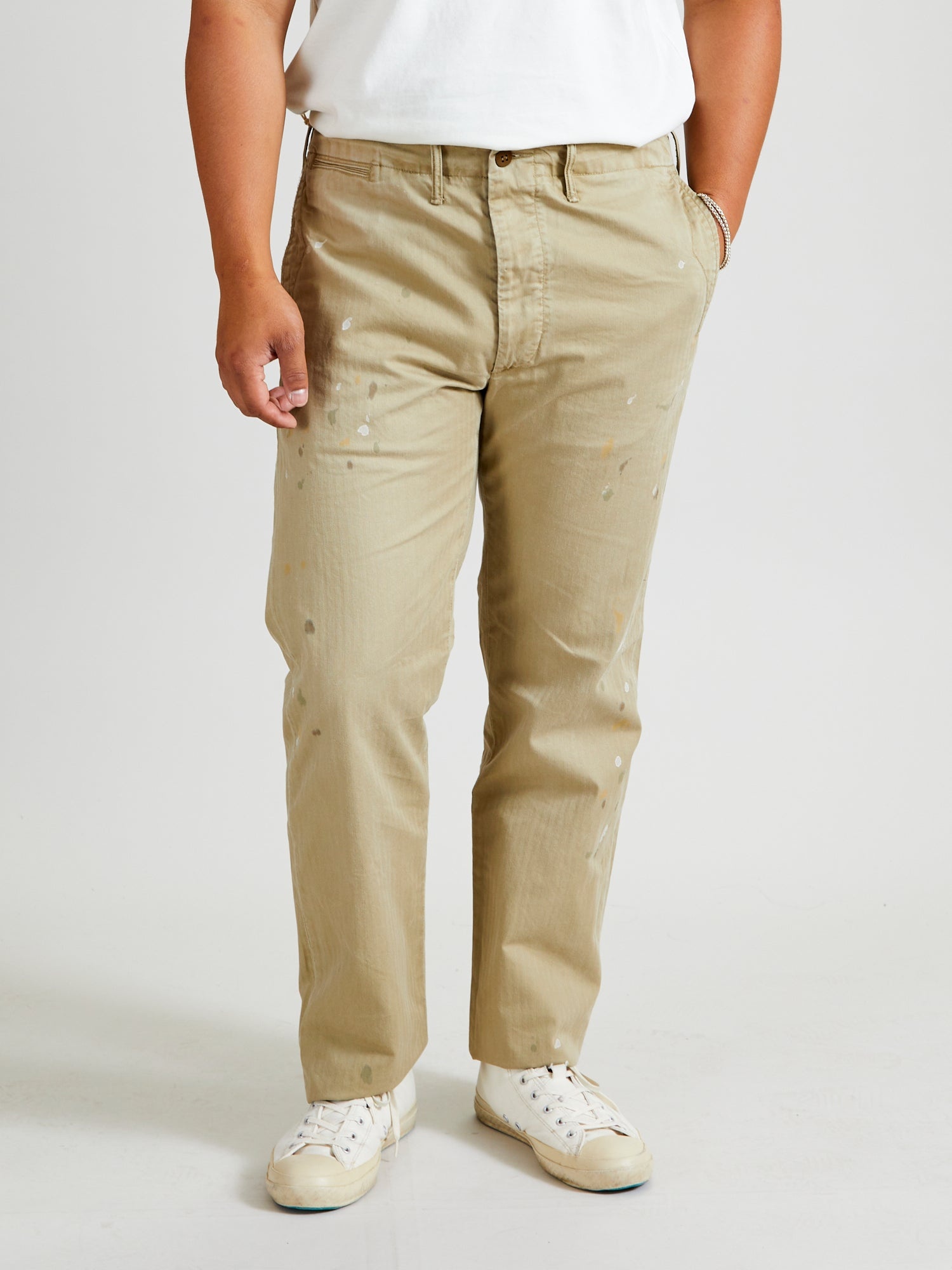 Officer Chino Pants in Vintage Khaki - 2