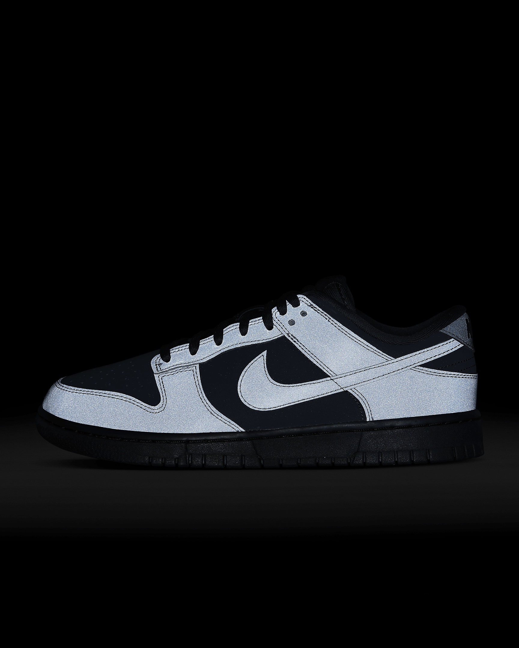 Nike Dunk Low Women's Shoes - 11