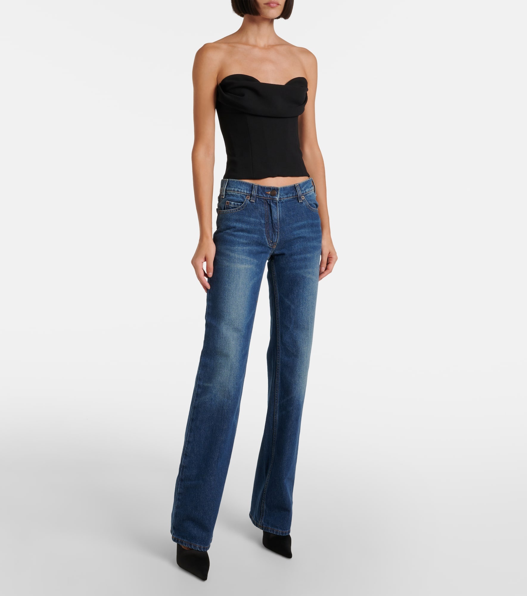 Low-rise flared jeans - 2
