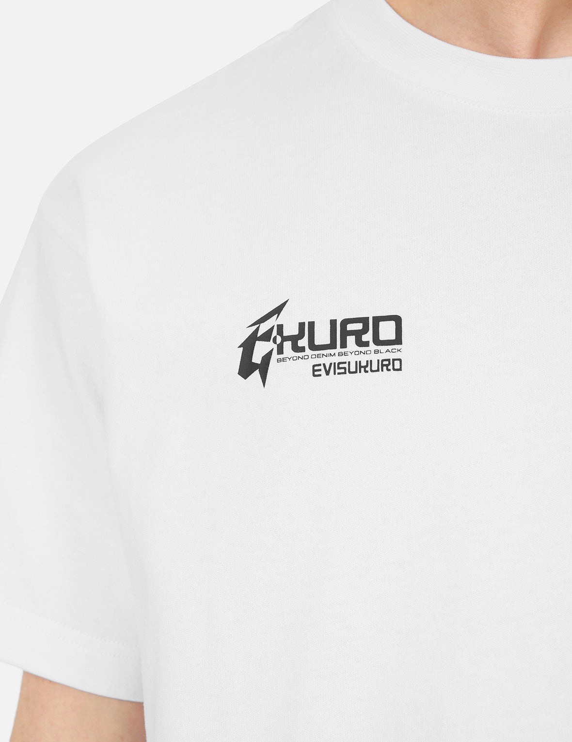 Seagull Embroidery and Logo Print Regular Fit T-shirt - 7