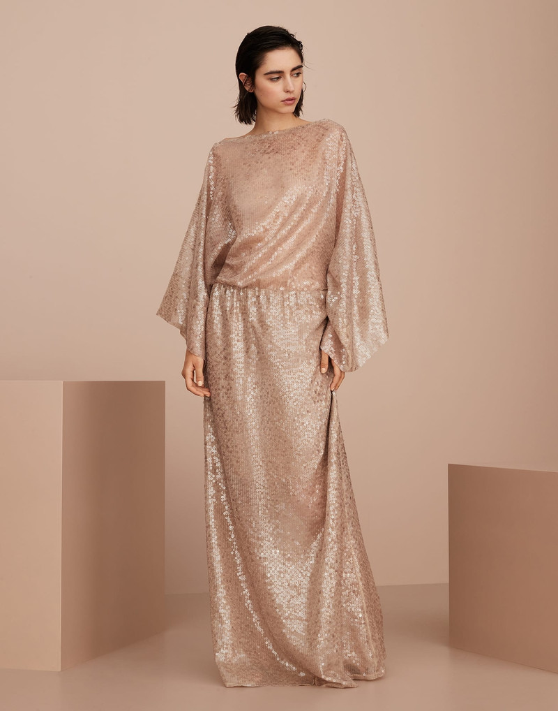 Dazzling embroidery dress in crispy silk 1