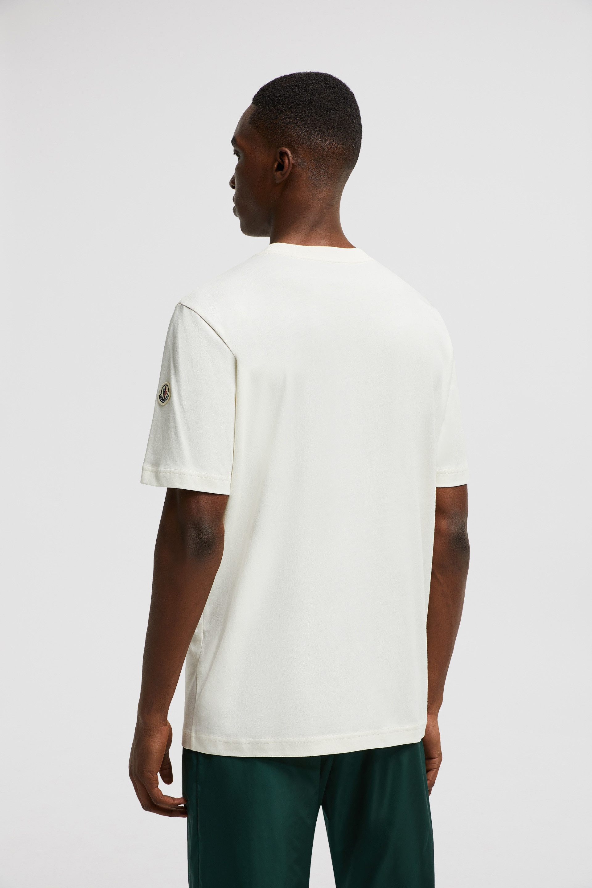【MONCLER】EMBROIDERED VARSITY LOGO COTTON T-SHIRT Tシャツ Moncler: Off-White Embroidered Varsity Logo Cotton T-shirt