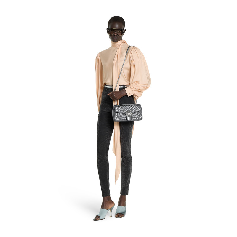 GG Marmont medium shoulder bag 4