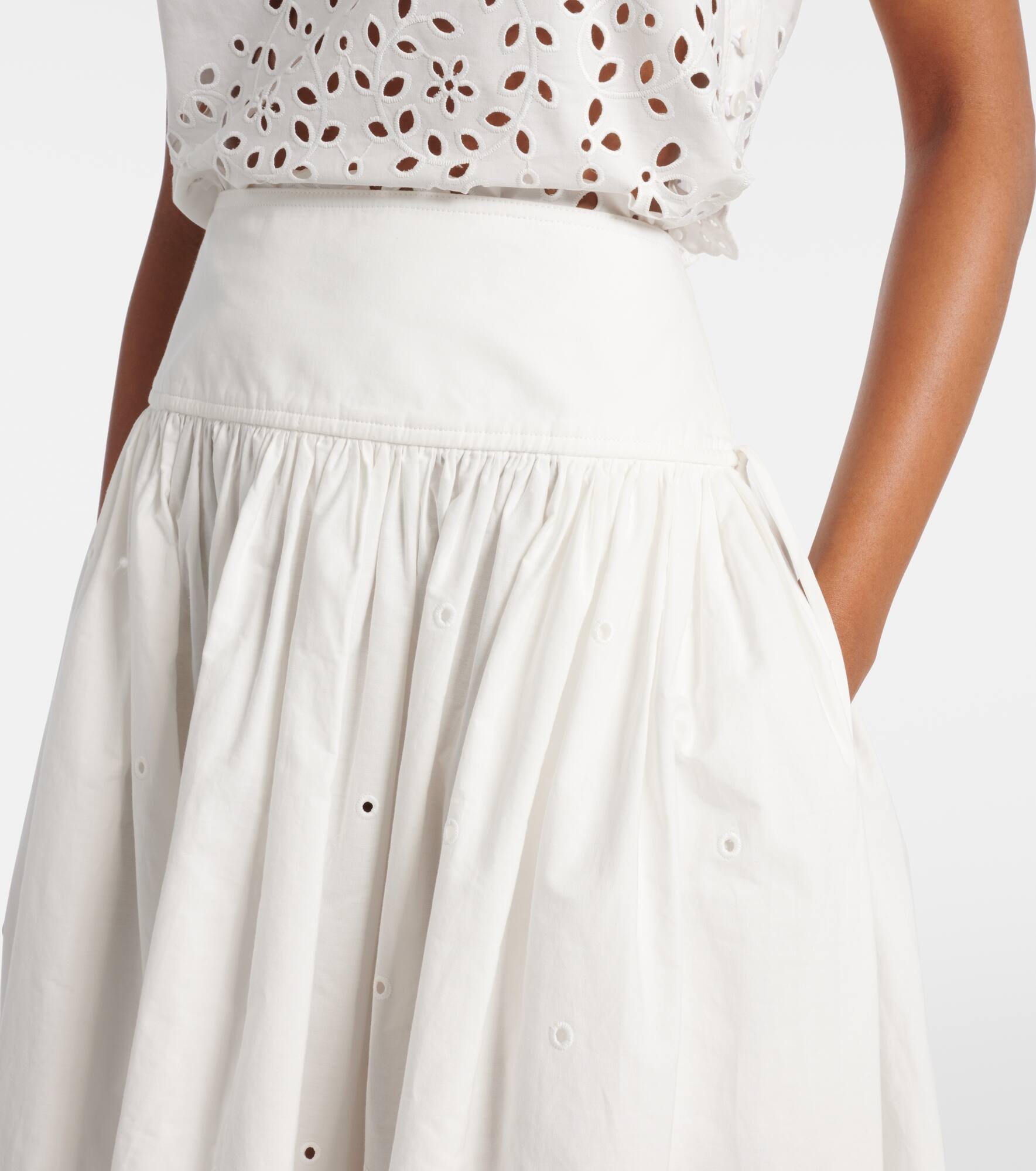 Broderie anglaise cotton midi skirt - 4