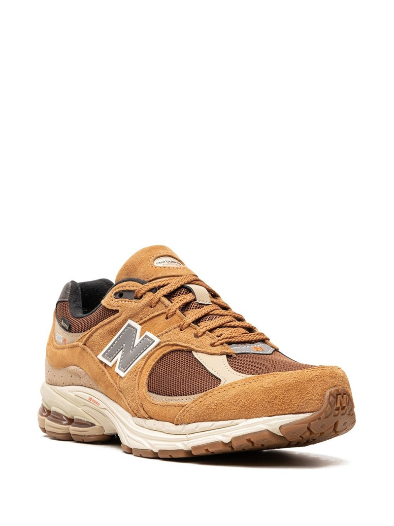 New Balance 2002R low-top sneakers outlook