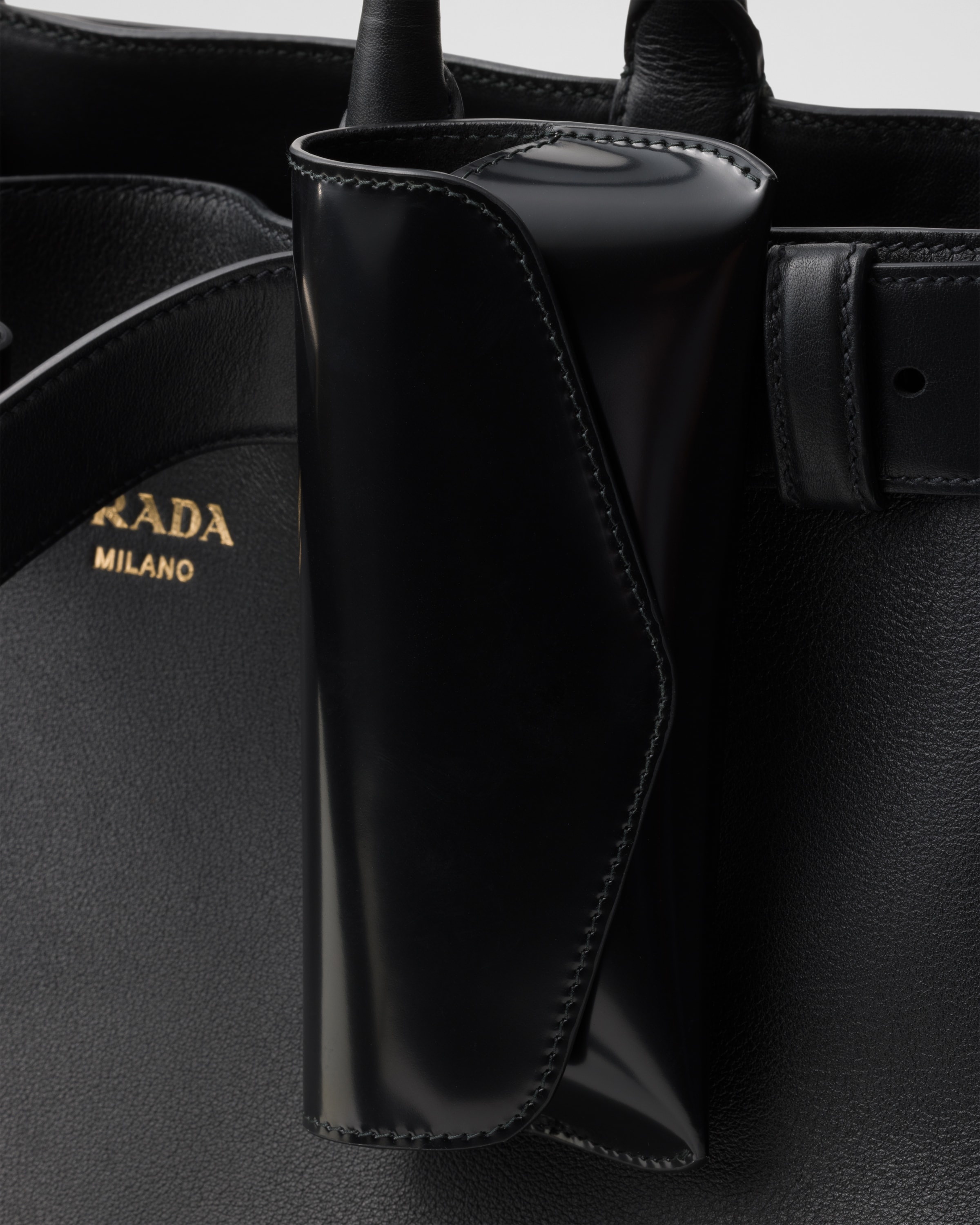 Brushed leather glasses case - 2