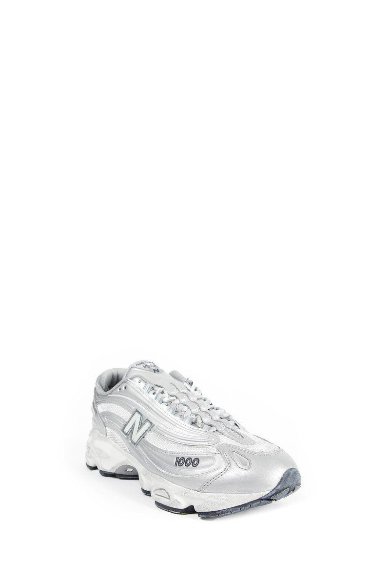 1000 Sneakers 2