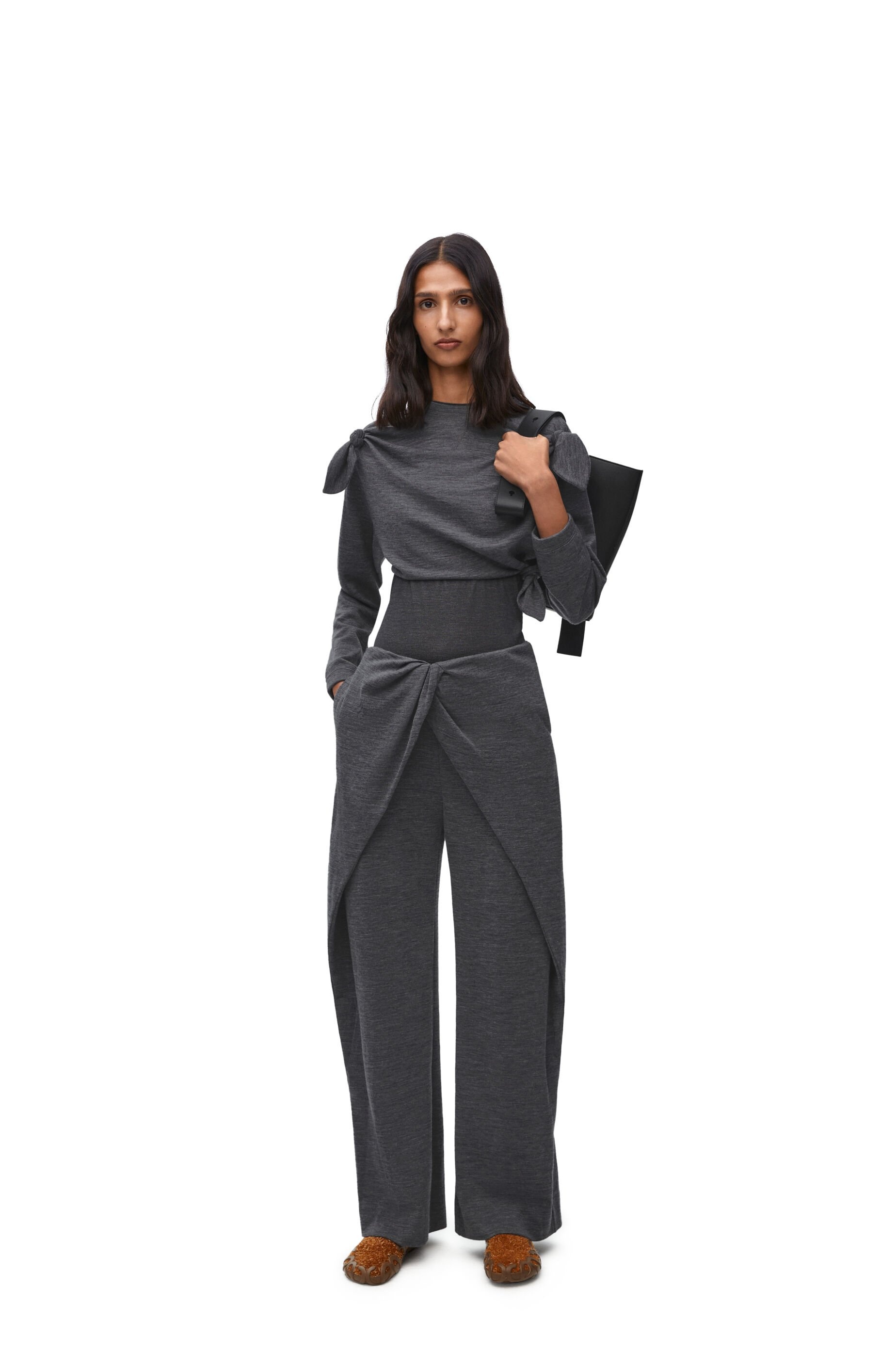 Draped trousers in wool and cashmere - 2