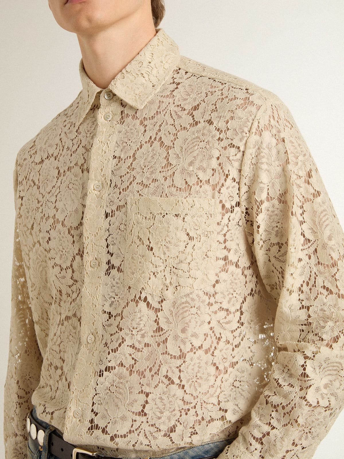 Oversized shirt in cream-colored see-through lace - 5