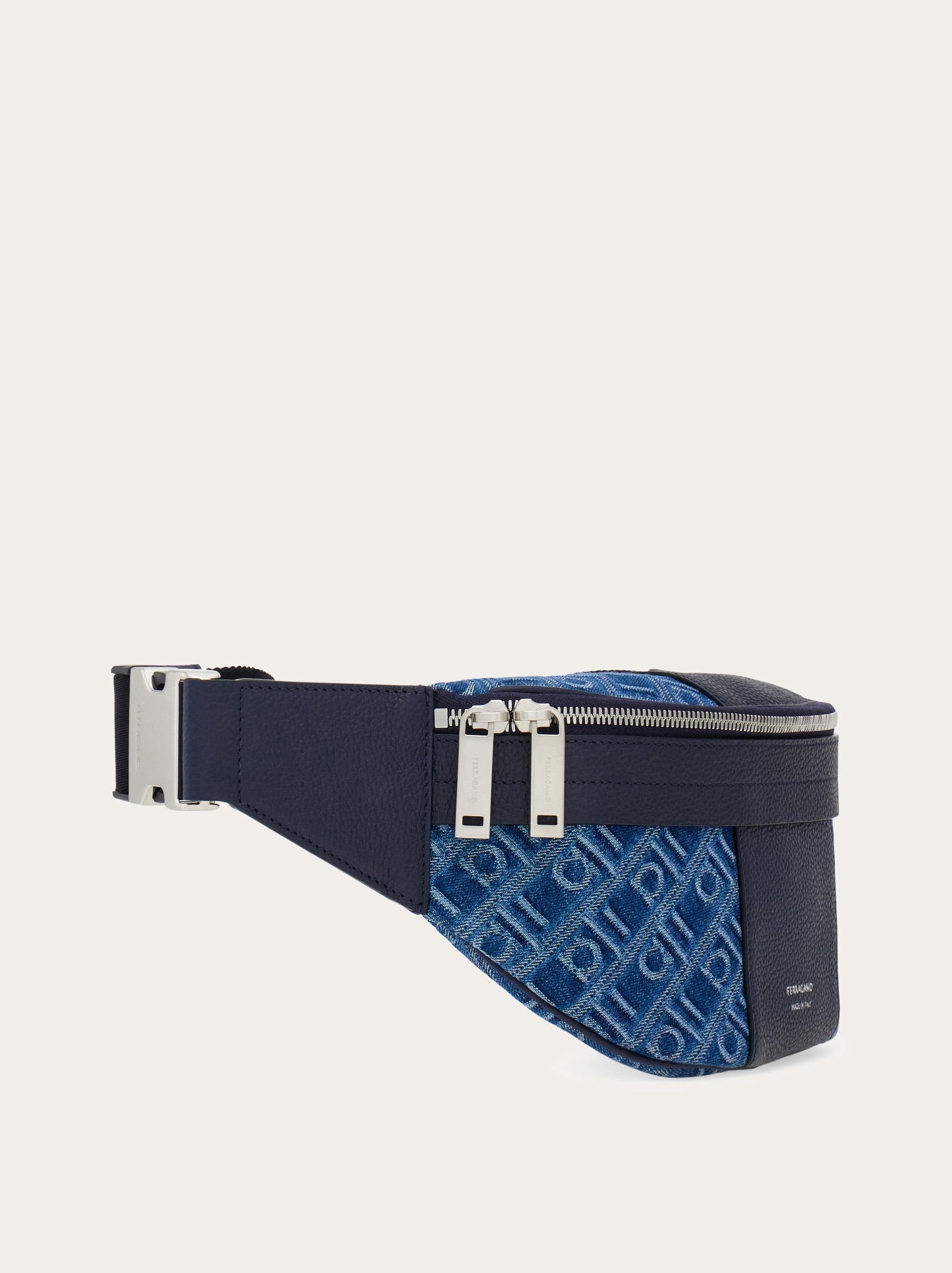 Ferragamo Monogram belt bag - 4