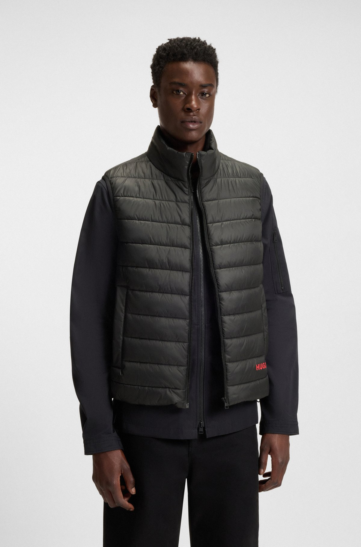 WATER-REPELLENT GILET WITH LOGO PRINT - 2