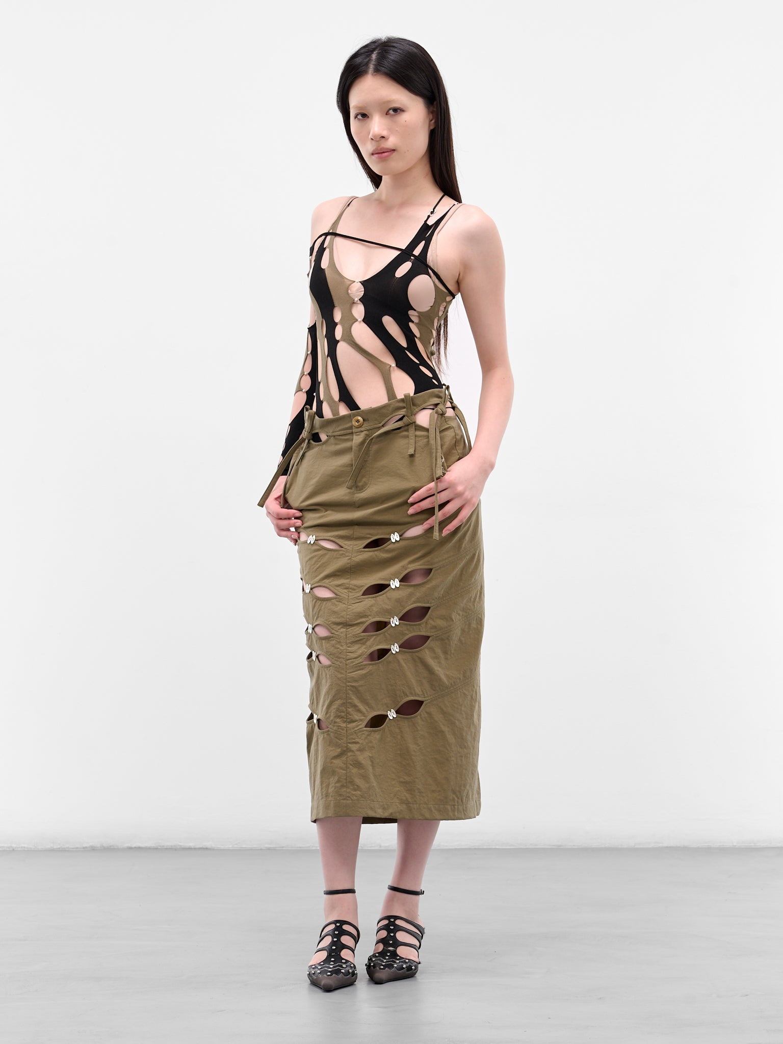 Intarsia Knit Cut-Out Sleeve - 4
