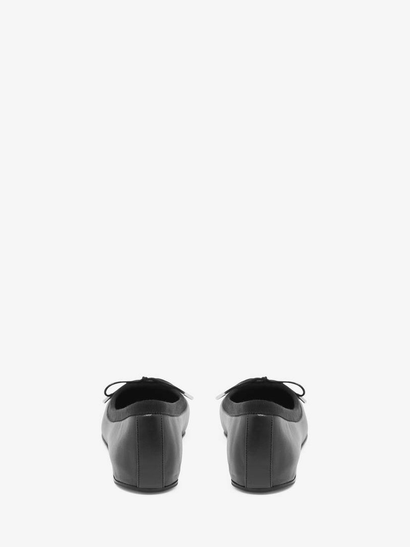 Alexander McQueen Punk Ballet Flat in Black/silver outlook