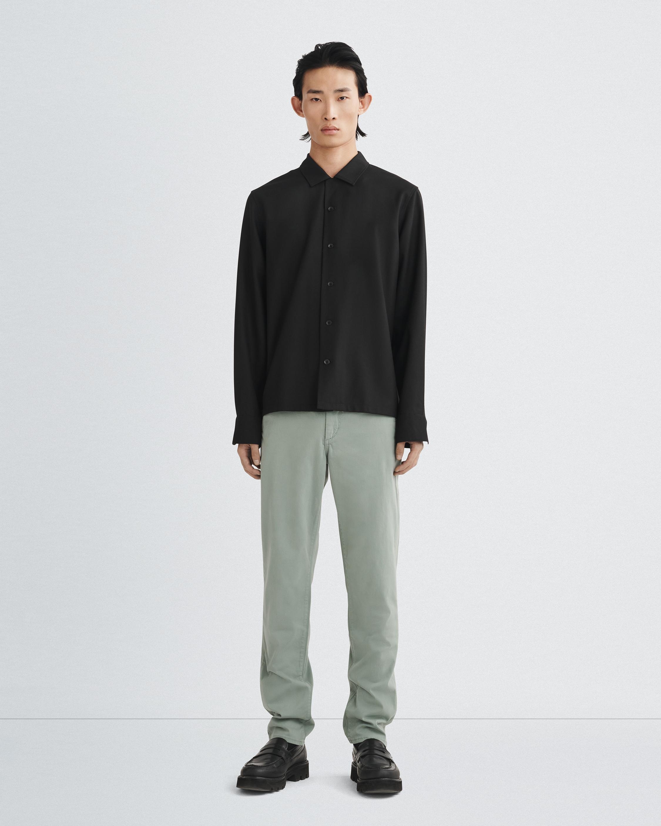 Avery Crepe Wool Shirt
Relaxed Fit Button Down - 3