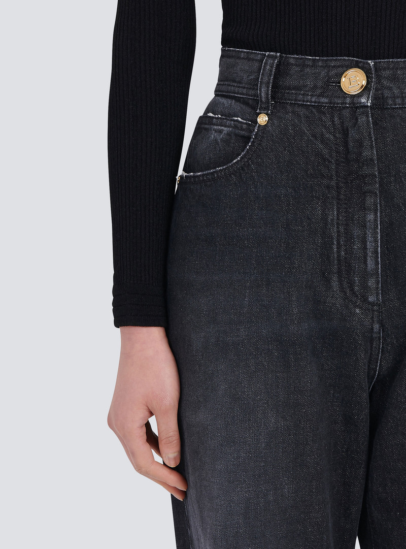 Eco-designed boyfriend jeans 8