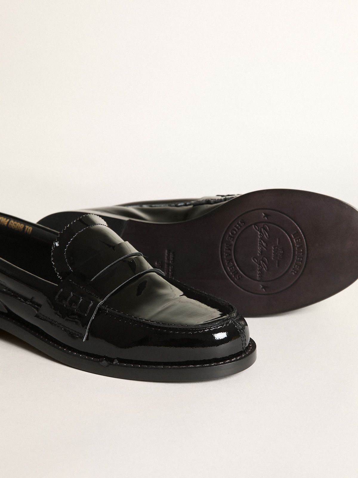 Jerry loafer in black patent leather - 3