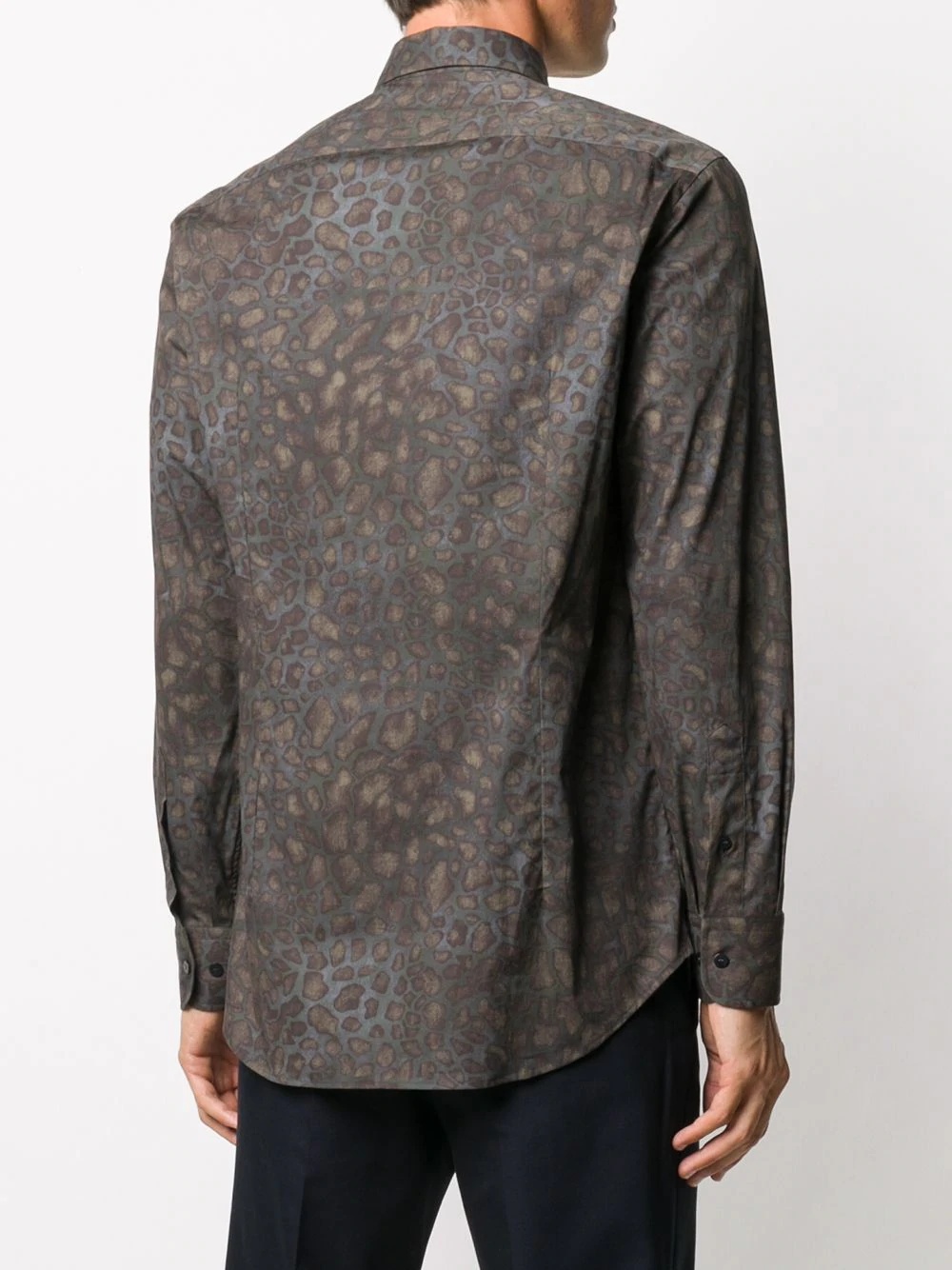 giraffe-print long-sleeved shirt - 4