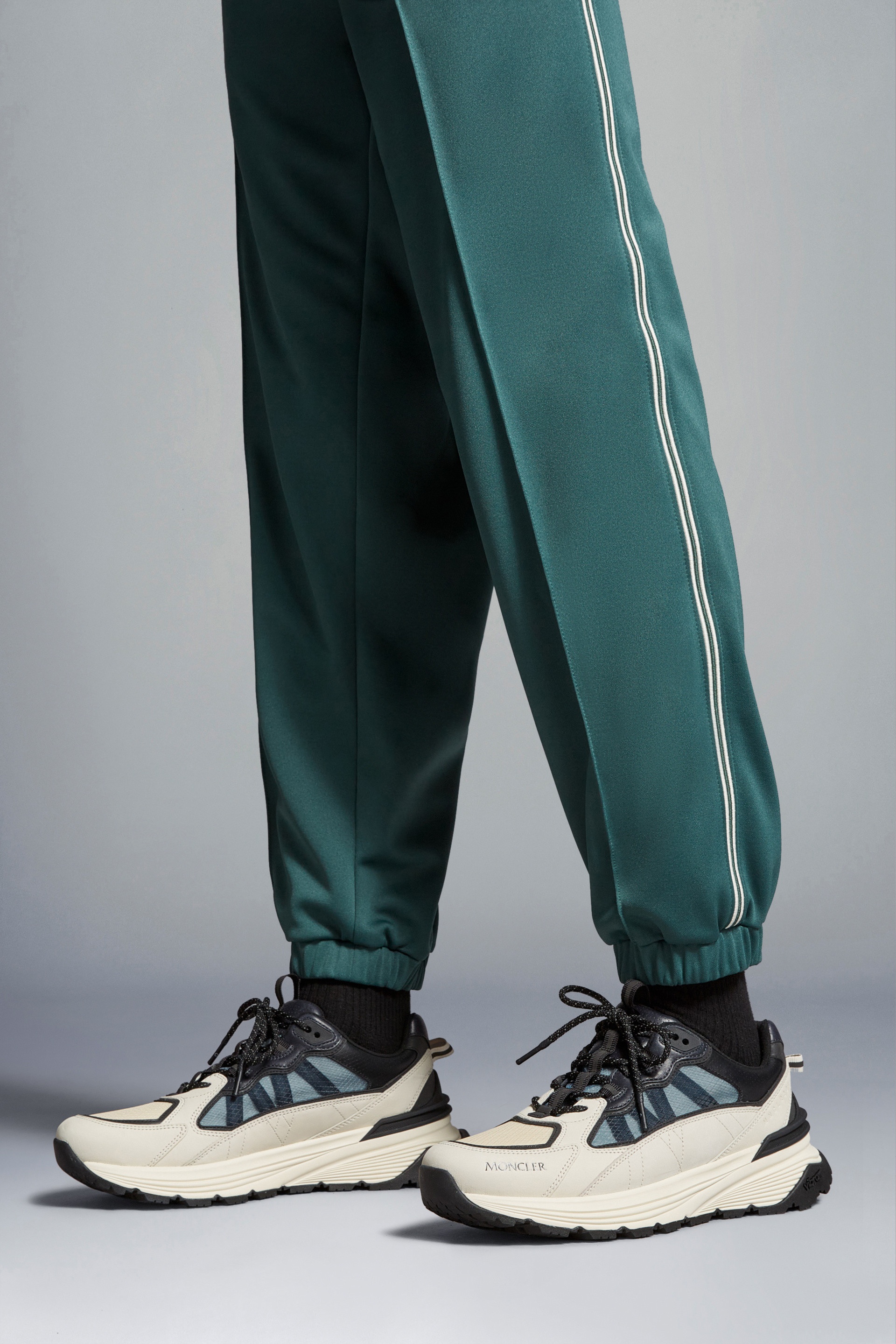 Lite Runner Low Top Sneakers - 2