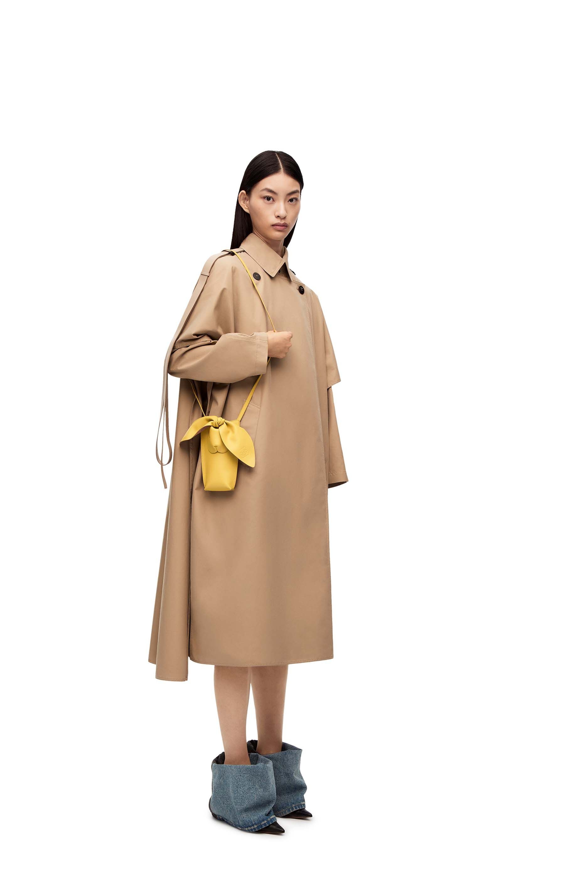 Bunny pocket in classic calfskin - 6