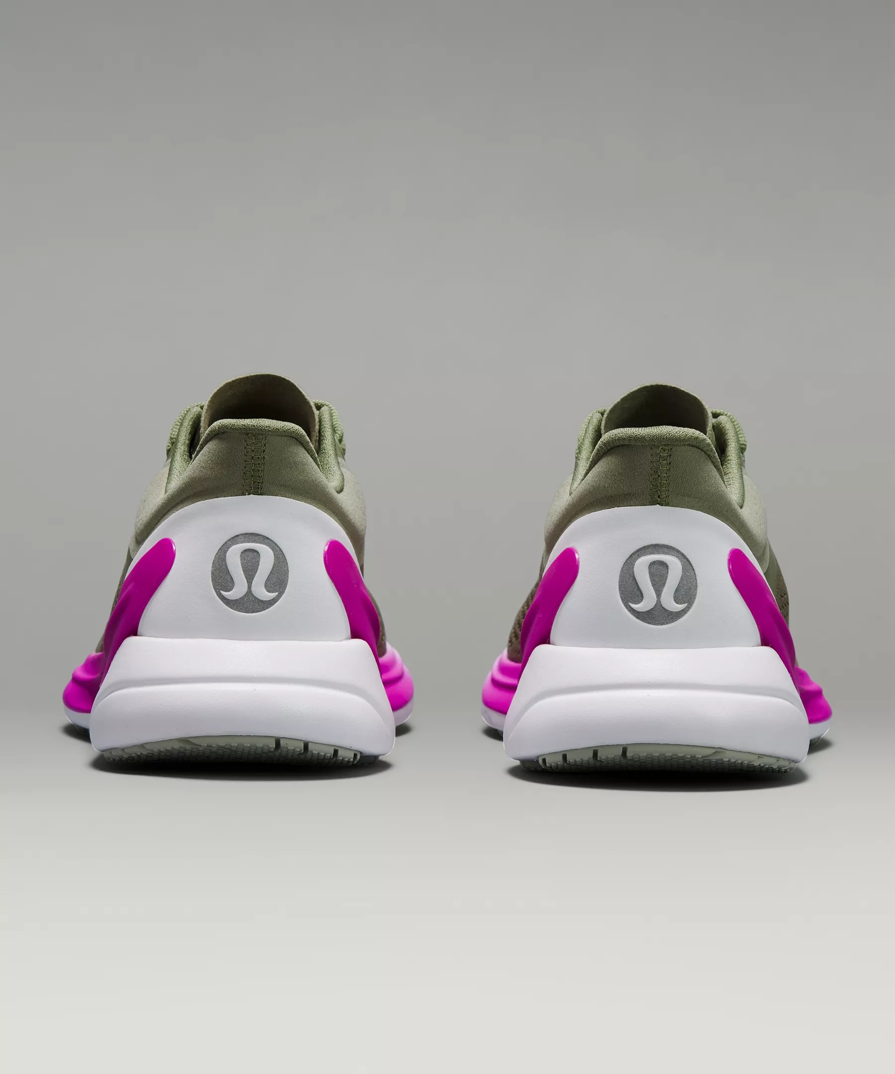 Women's Blissfeel Running Shoe - 6