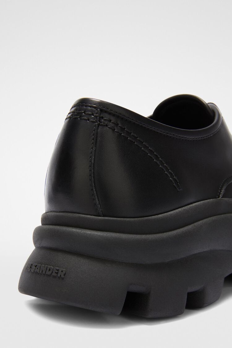 Lace-Up Shoes - 6