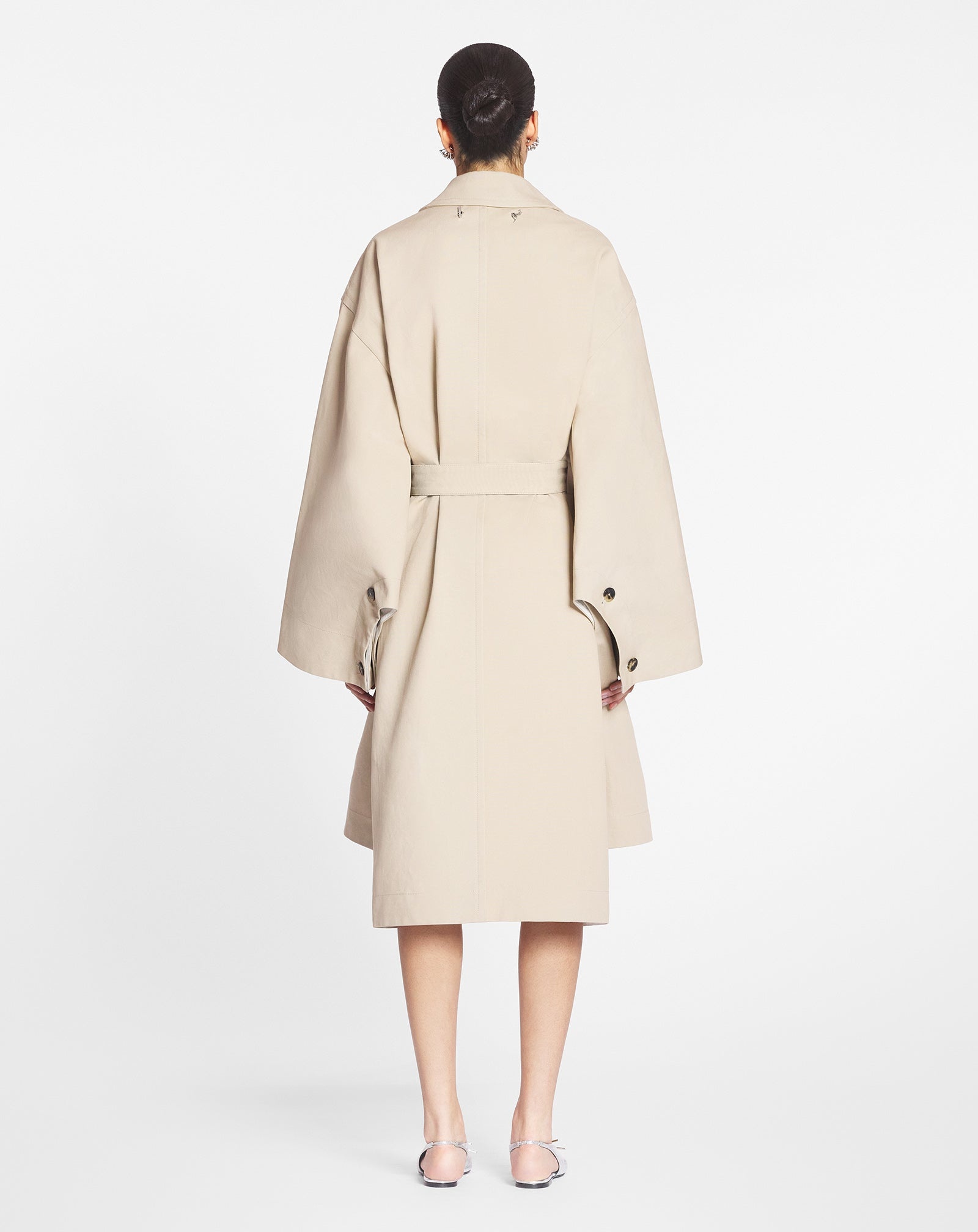 CAPE COAT WITH A COLLAR - 4