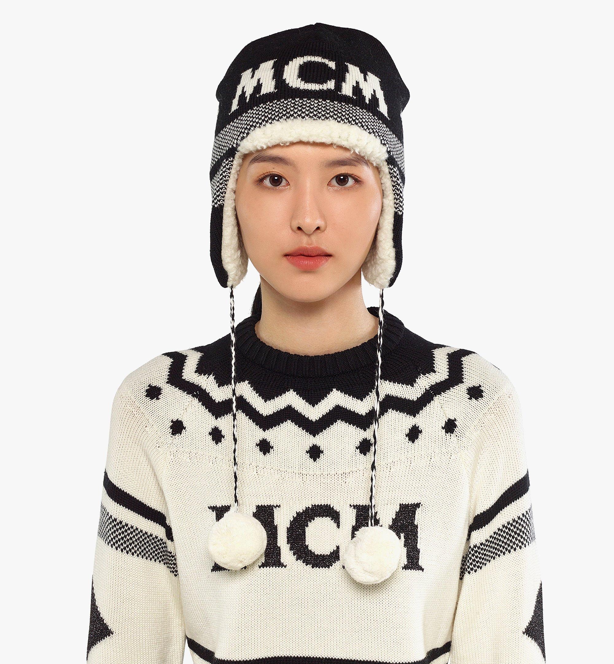 Reversible Shapka Hat in Après Ski Wool - 4