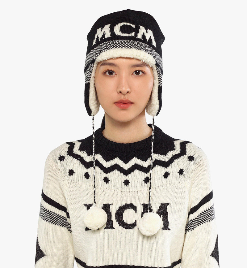 Reversible Shapka Hat in Après Ski Wool 4