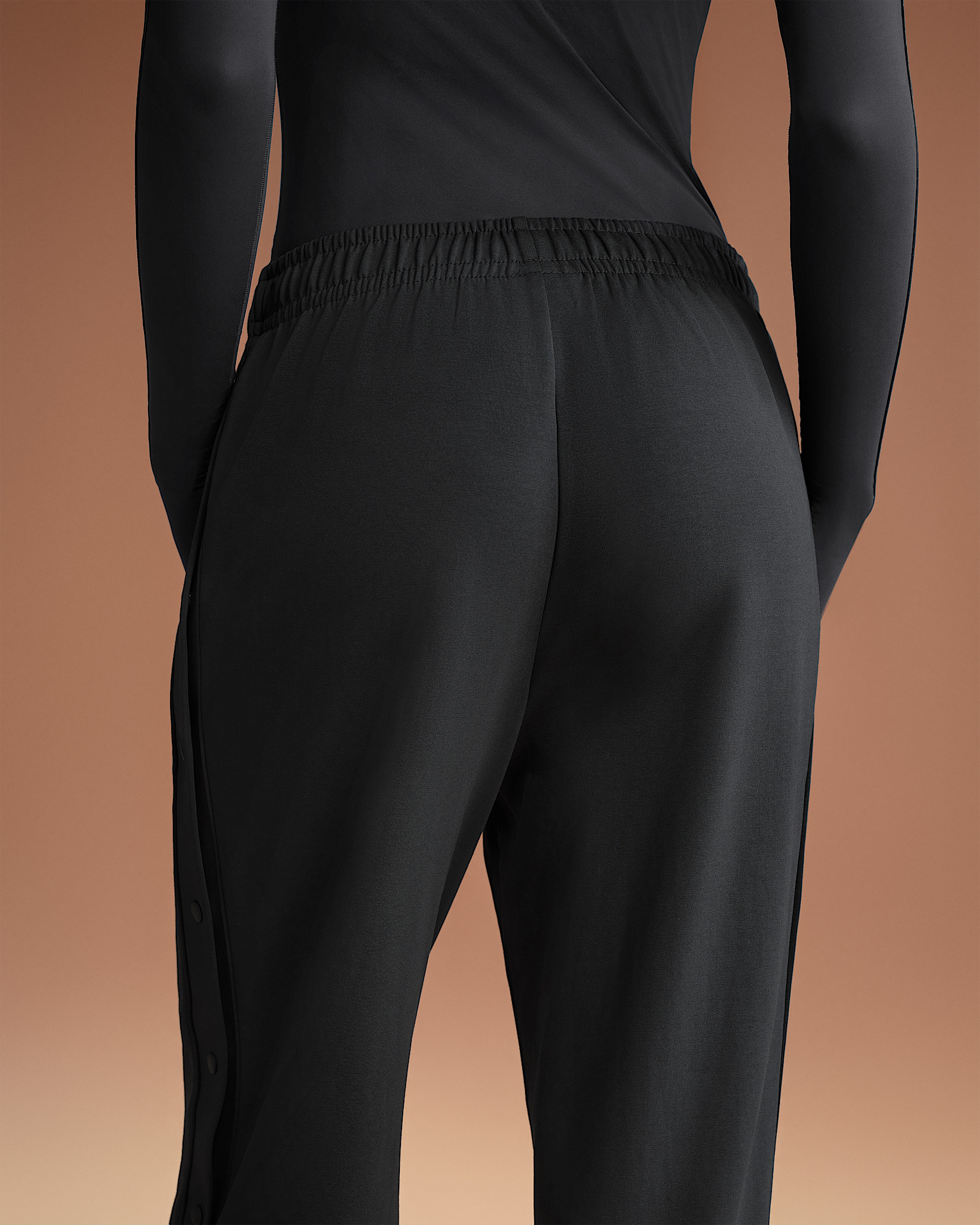 NikeSKIMS Matte Tricot Women's Side-Snap Pants - 3