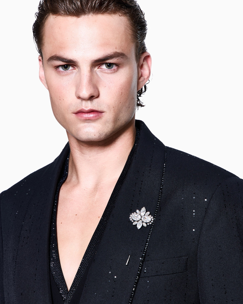 METAL PIN WITH FLORAL ELEMENT 3