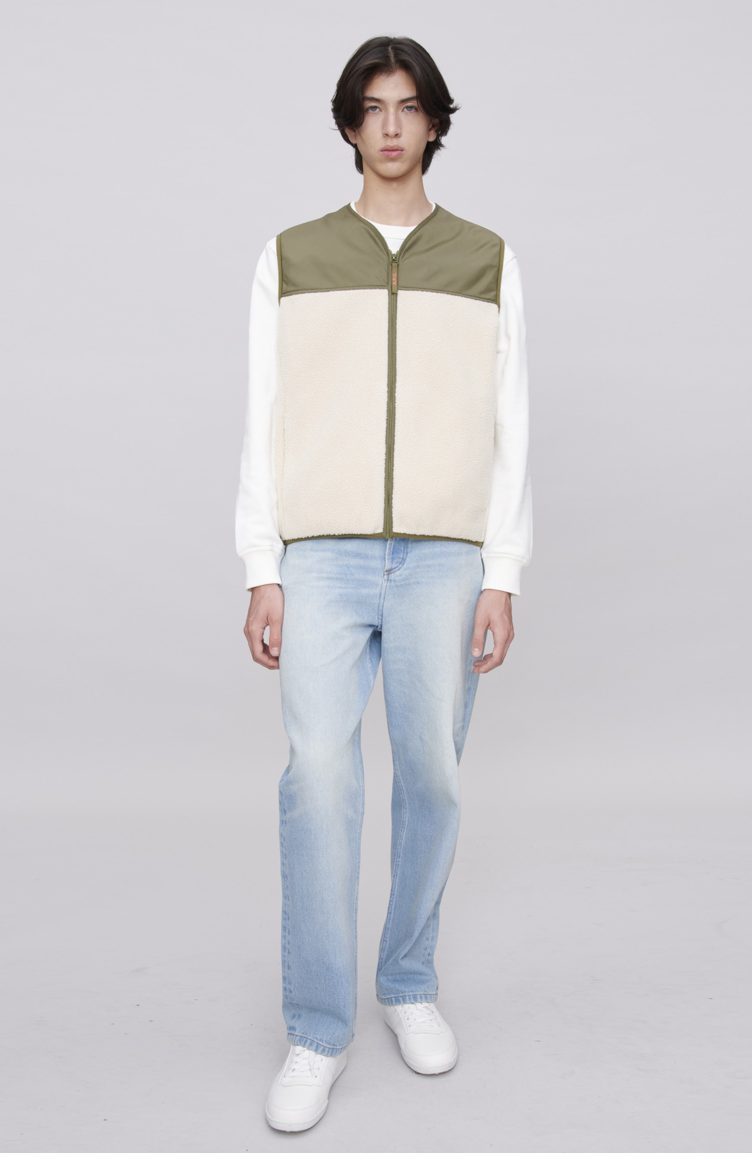 A.P.C. Marty Colorblock Fleece Vest in Aac Off White at Nordstrom - 4