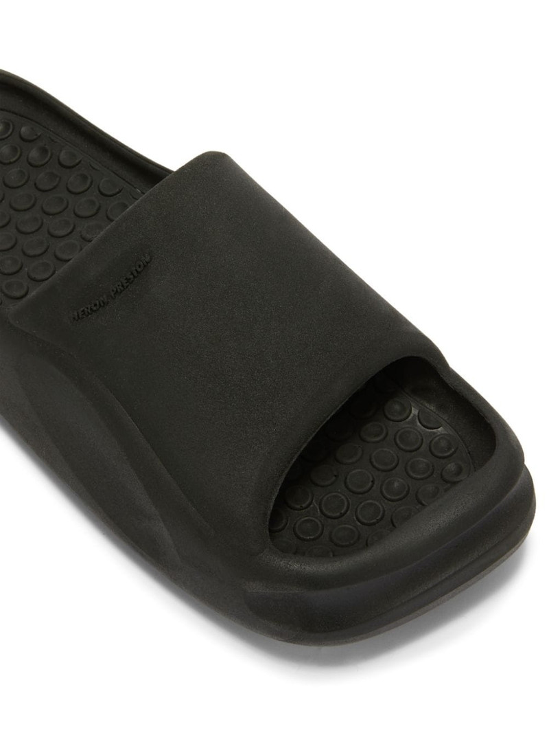 ECO MOULDED SLIDER 5