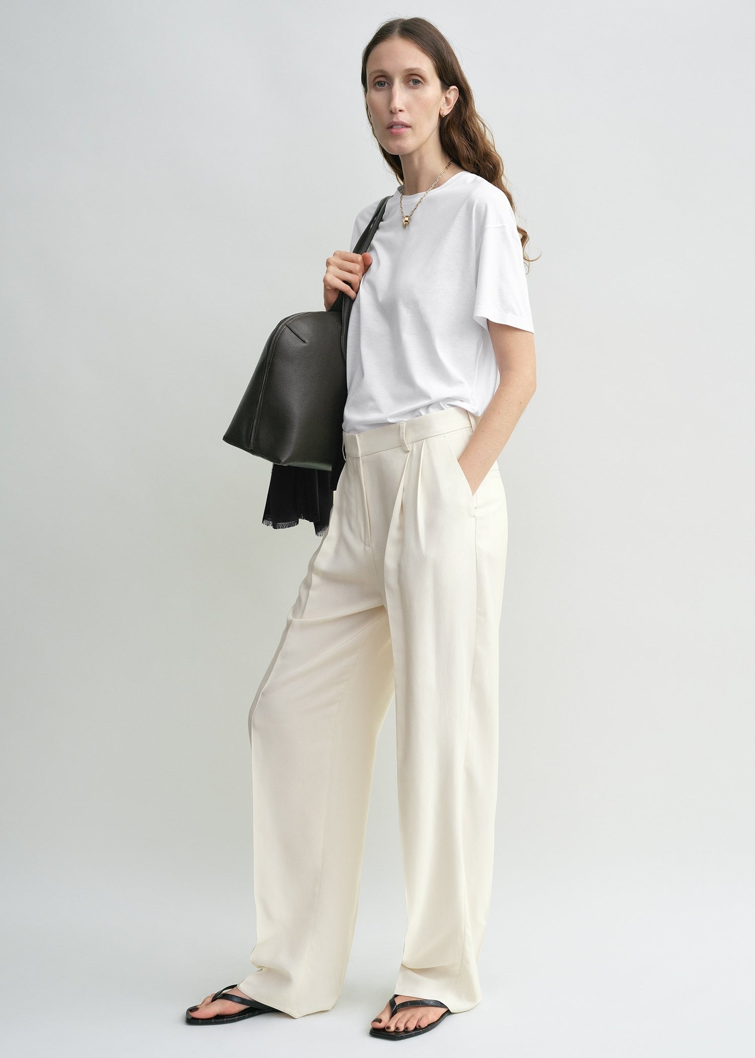 Double-pleat fluid trousers ecru - 3