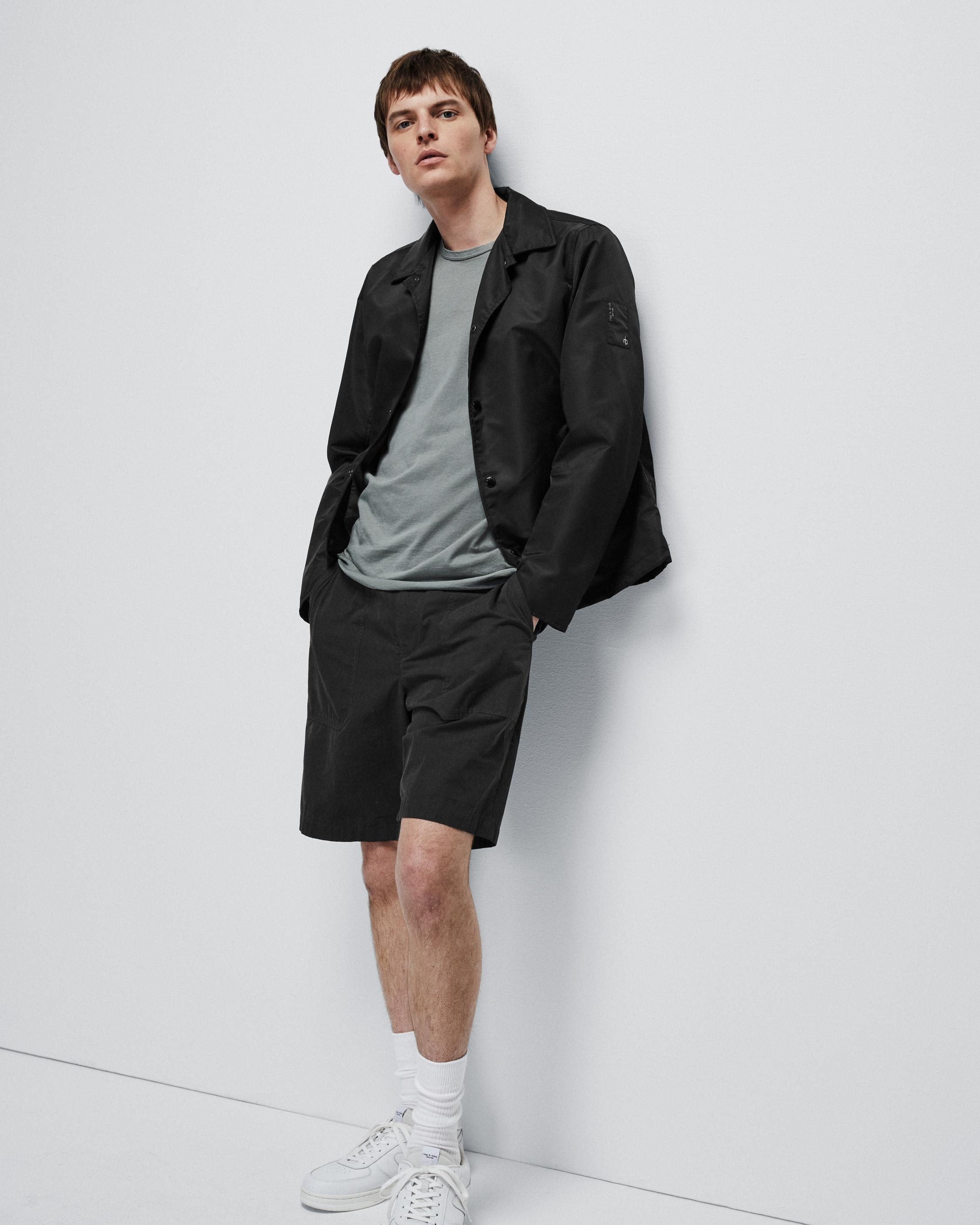 Cliffe Peached Cotton Field Short
Slim Fit Short - 6
