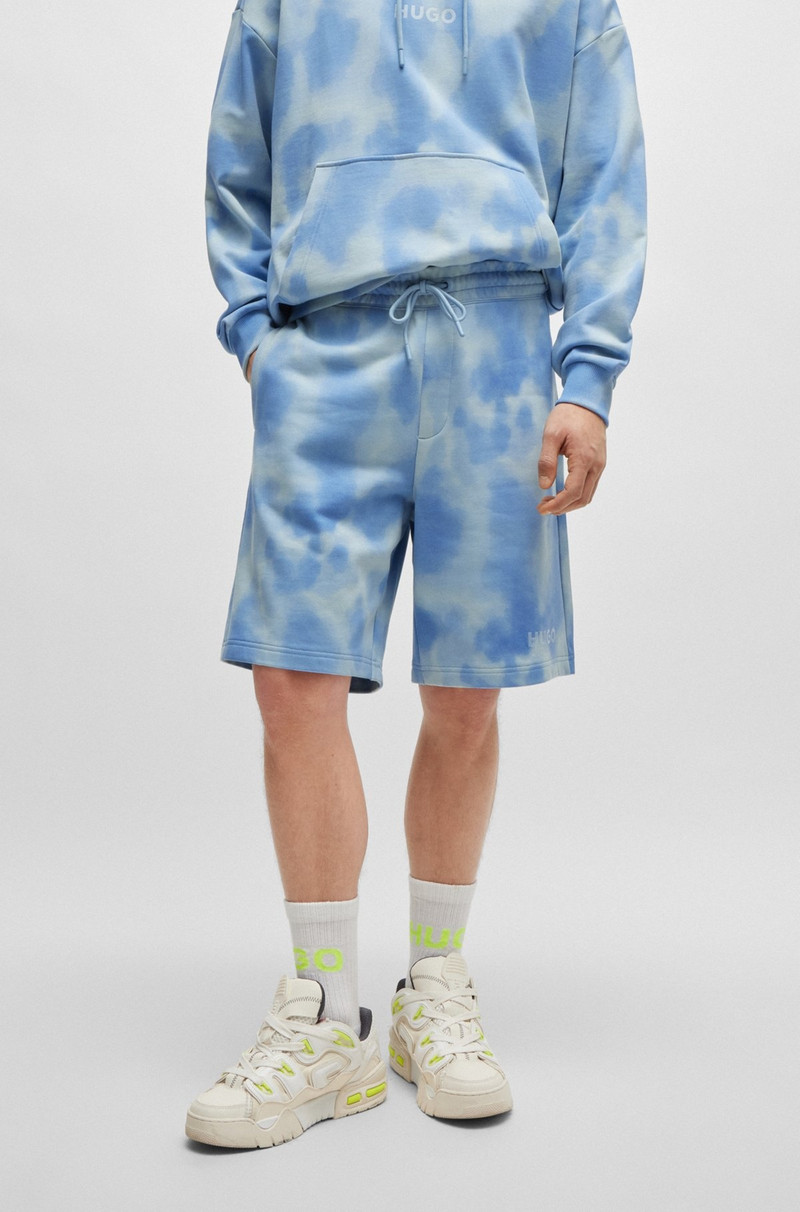 RELAXED-FIT SHORTS IN COTTON TERRY WITH SEASONAL PRINT 2