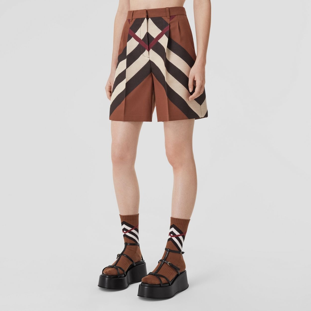 Chevron Check Wool Jacquard Tailored Shorts - 5